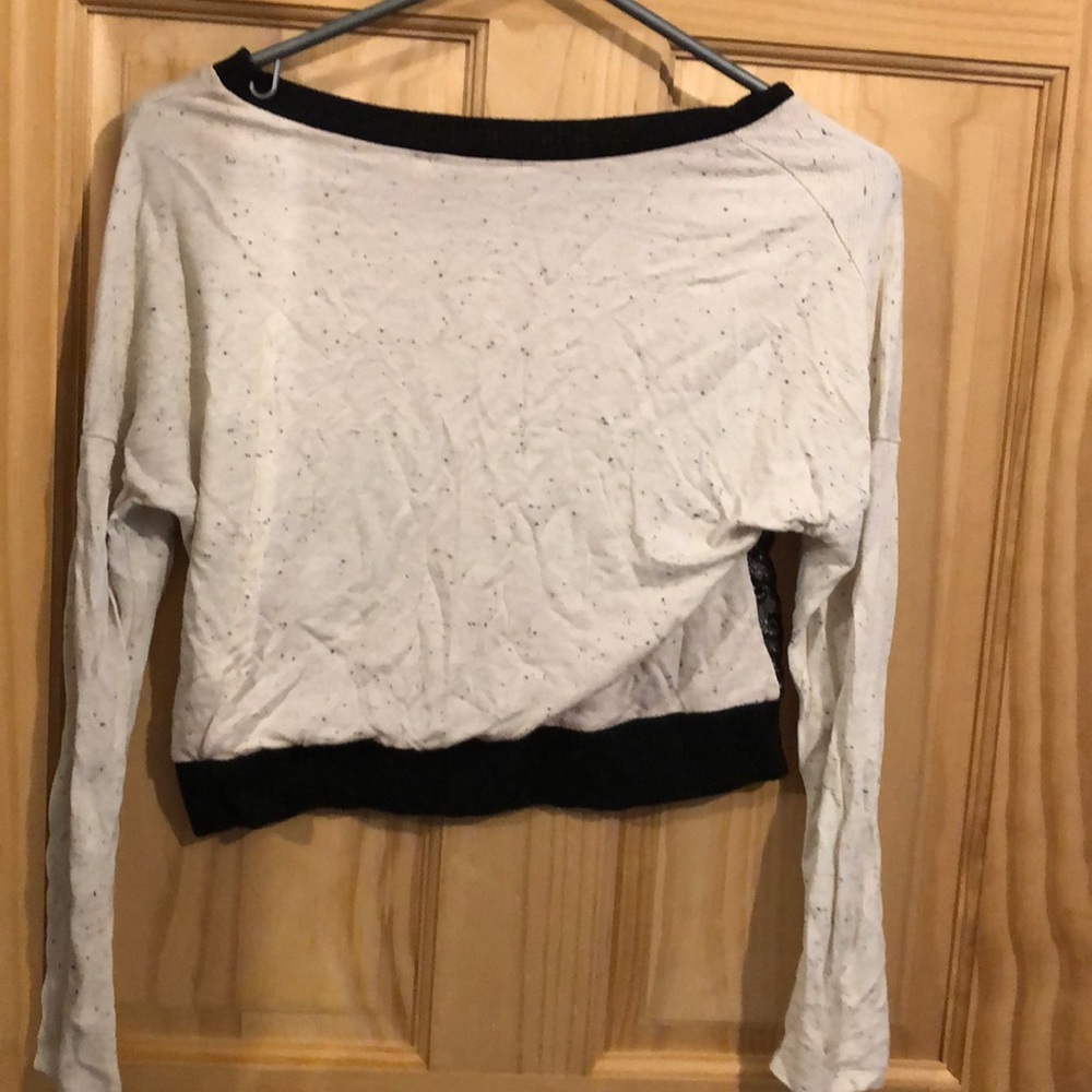 Crop top - Picture 2 of 2